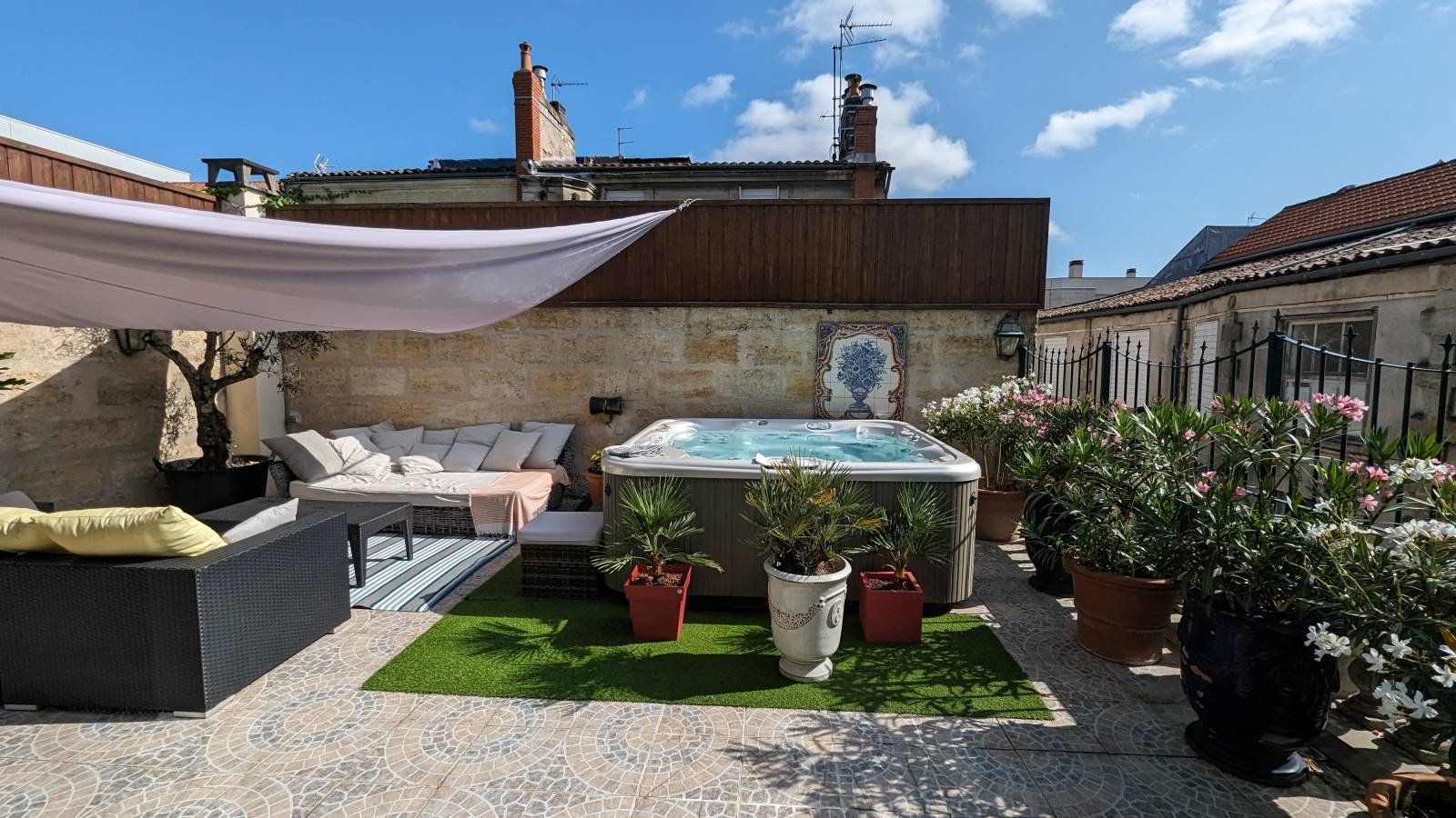 recherche maison avec extérieur à bordeaux centre 