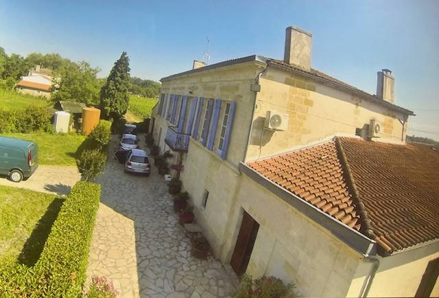 Acheter longère en pierre avec dépendances à Isle Saint George